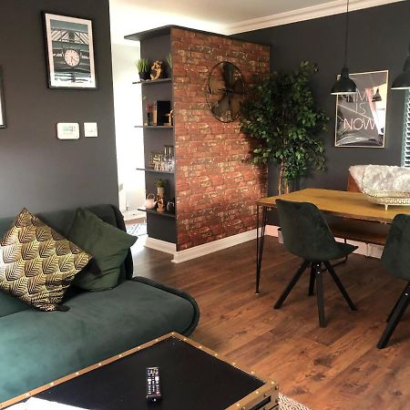 Time Is Now! Beautiful Apartment In York Eksteriør billede