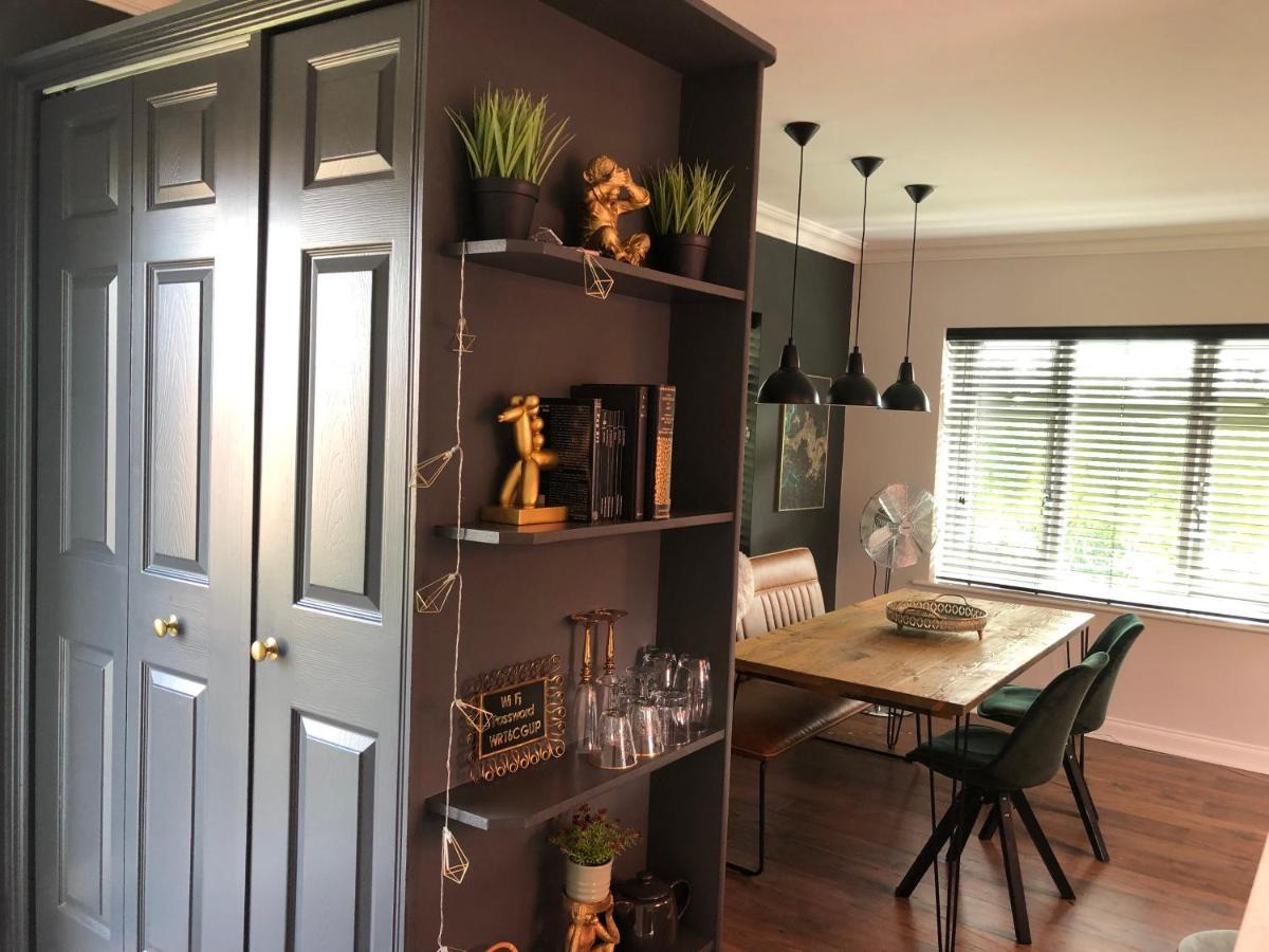 Time Is Now! Beautiful Apartment In York Eksteriør billede